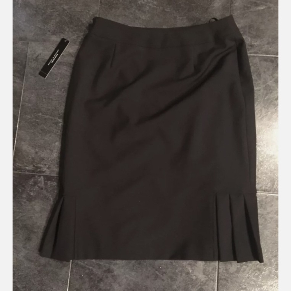 Tahari black pencil pleated skirt sz 4P *K - Picture 8 of 10